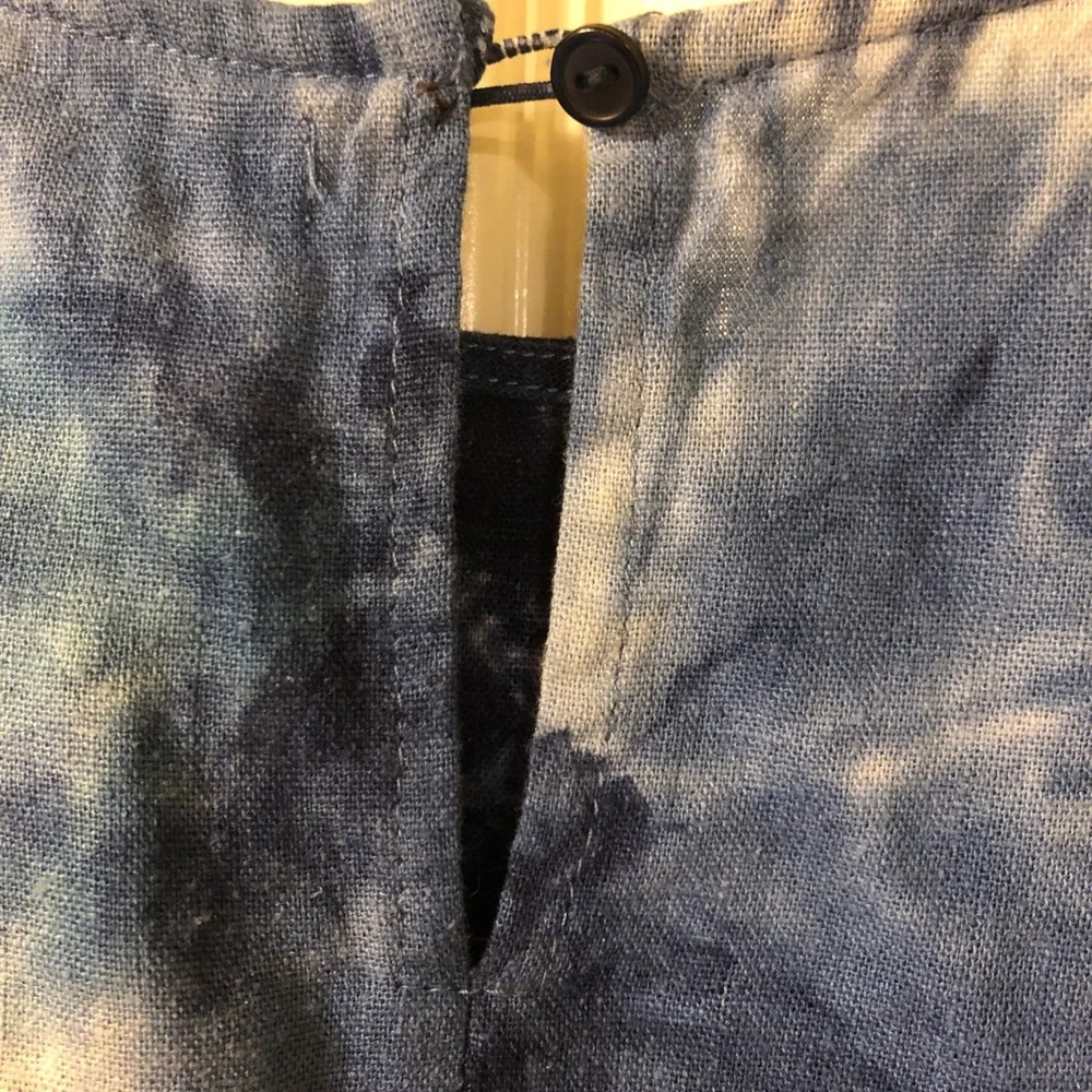 C&C California Tie Dye Linen Ruffle - Picture 3 of 6